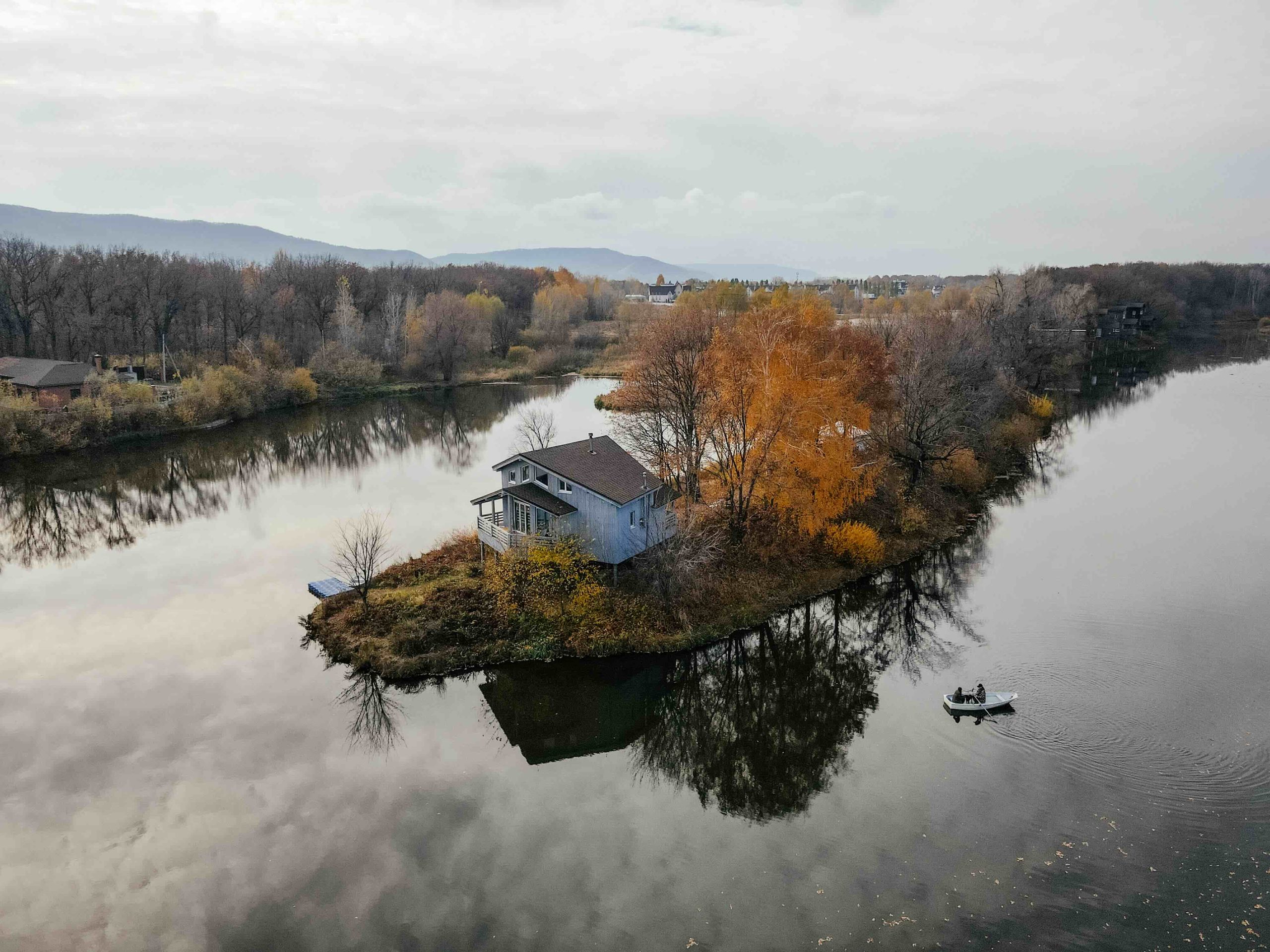 Ноябрь. Когда хочется тишины, тепла и своих людей